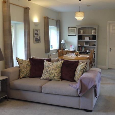 Cosy Stone Cottage, The Bungalow Perrotts Brook 赛伦塞斯特 外观 照片