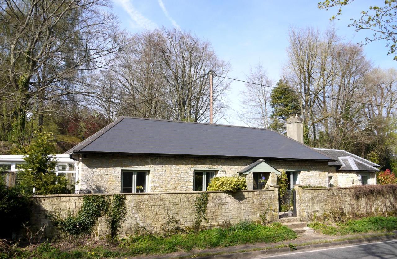 Cosy Stone Cottage, The Bungalow Perrotts Brook 赛伦塞斯特 外观 照片